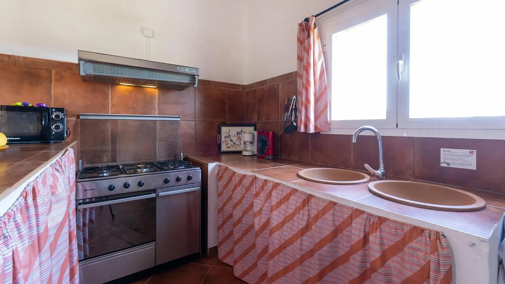 בית נופש Gorgeous Home In Muro With Kitchen